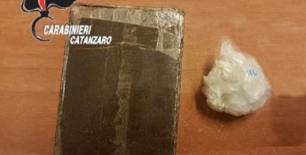 Catanzaro, scoperto deposito di droga in viale Isonzo 