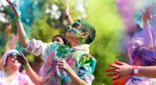 A Girifalco arriva l'Holi Color Festival