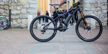 Troppi ciclisti incuranti dei pedoni: il Comune di Cosenza dispone sanzioni