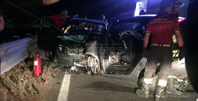 Le auto coinvolte nell’incidente stradale a Nocera