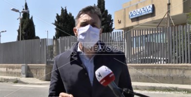 Coronavirus a Catanzaro, tampone obbligatorio per un pregiudicato: ha sputato ai poliziotti durante l'arresto