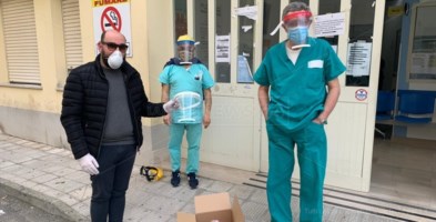 Soverato, caschi realizzati con la stampante 3D per medici e infermieri 