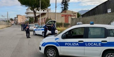 Posto di blocco vigili urbani Reggio Calabria