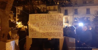Un manifesto contro Salvini