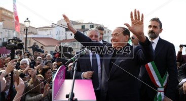 Berlusconi a Tropea: quando il marketing politico-territoriale funziona