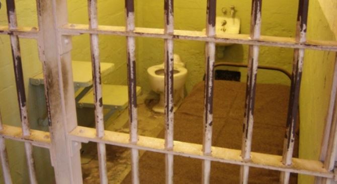 La cella di un detenuto (foto da agi)