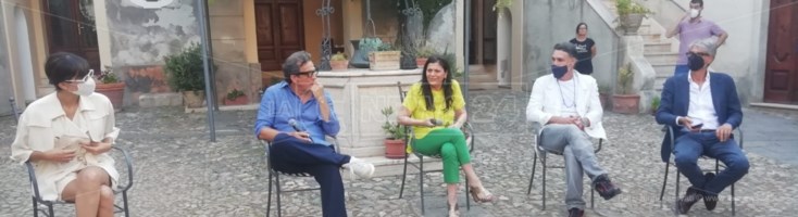 Da sinistra: Rocio Munoz Morales, Gabriele Muccino, Jole Santelli, Raoul Bova e Alessandro Passadore