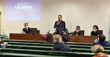Fase 2 Calabria, primo vertice della task force: Santelli chiede più attenzione al governo