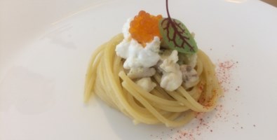 “Allacciate i grembiuli“, seconda ricetta: spaghetti con orata e burrata
