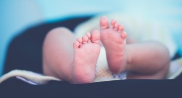 Prime nascite nel 2021 in Calabria: fiocco azzurro a Cosenza e Vibo. Rosa a Catanzaro e Lamezia 
