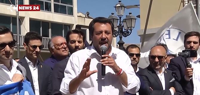 Un comizio di Matteo Salvini in Calabria