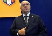 Calcio sporco: intervista a Carlo Tavecchio (Presidente Figc)