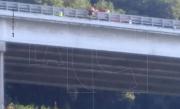 Tragedia nel Vibonese: donna si lancia dal viadotto autostradale